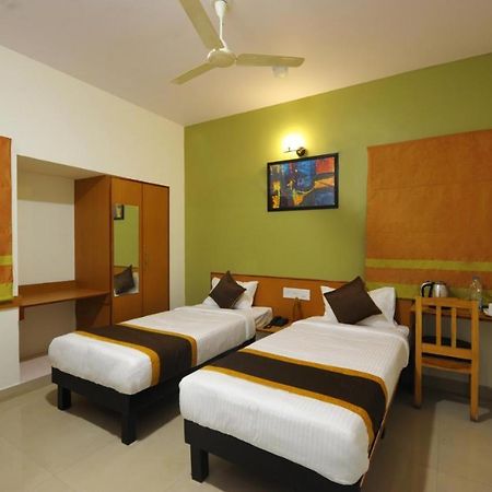 Airport Bliss Boutique Hotel Yelahanka Luaran gambar