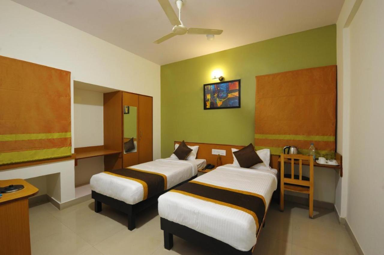 Airport Bliss Boutique Hotel Yelahanka Luaran gambar